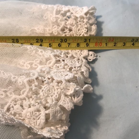 Ladies shabby chic top   Crystal buttons and lace make this top - Picture 8 of 9